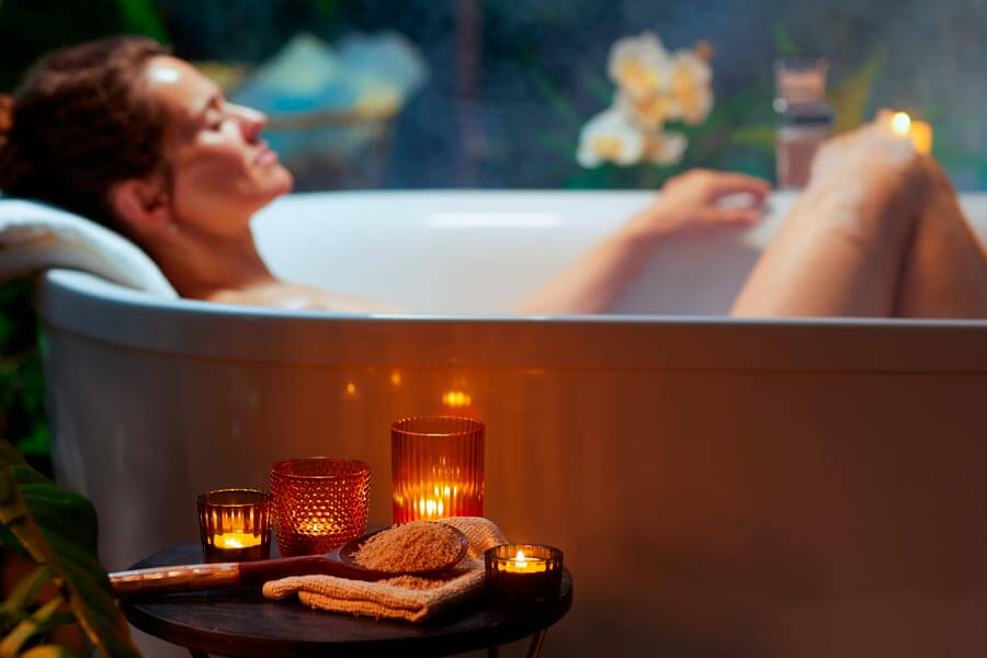 Woman relaxing during the two-week wait