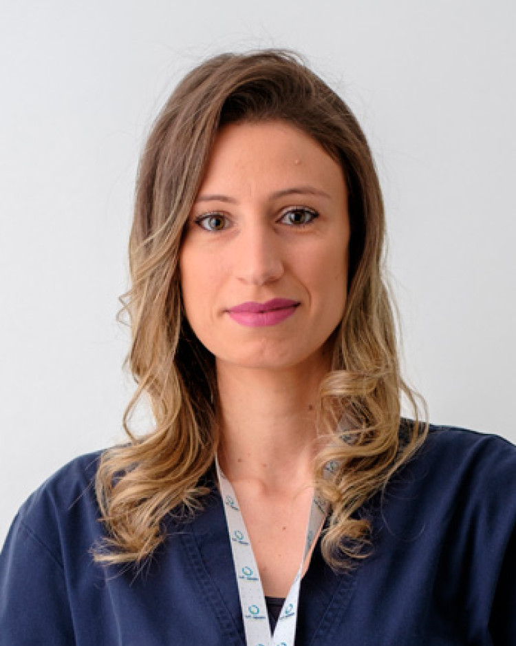 Embrióloga Alessandra Parrella de IVF-Life Alicante