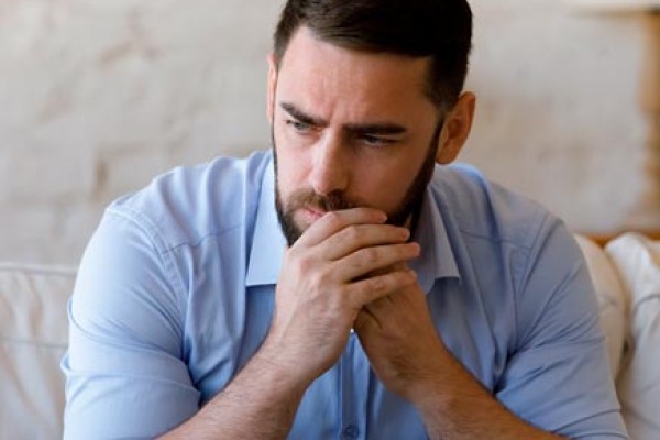 Hombre con azoospermia
