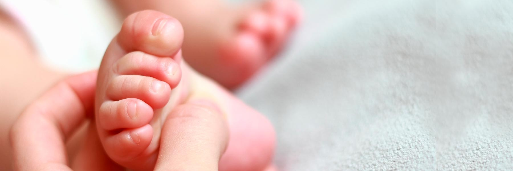 Imagen de pies de bebé