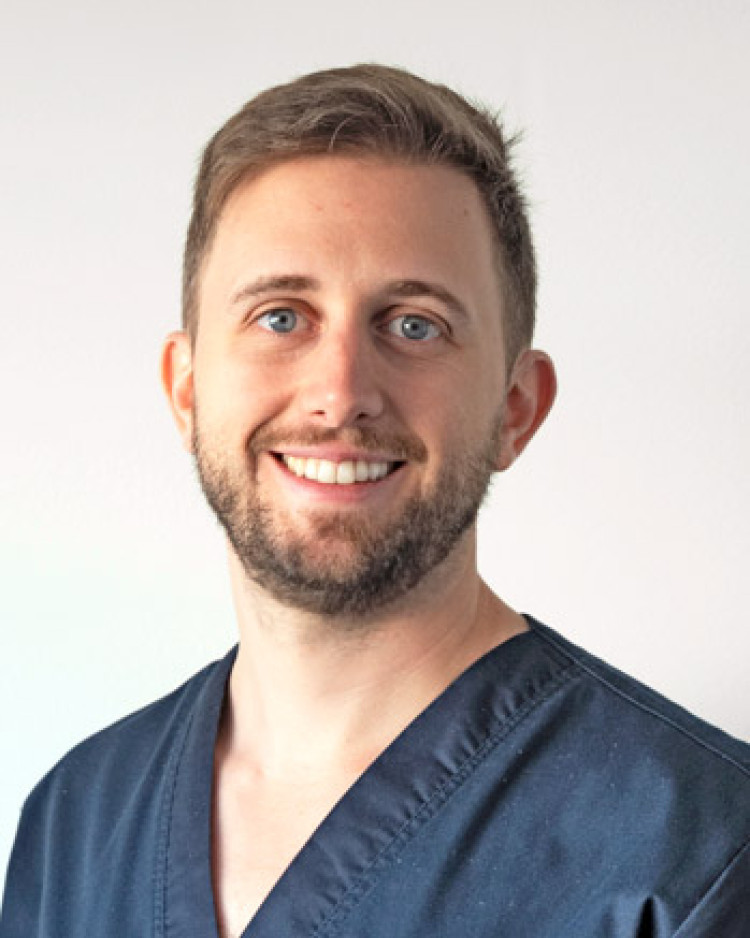Javier Luna embriólogo de IVF-Life Alicante